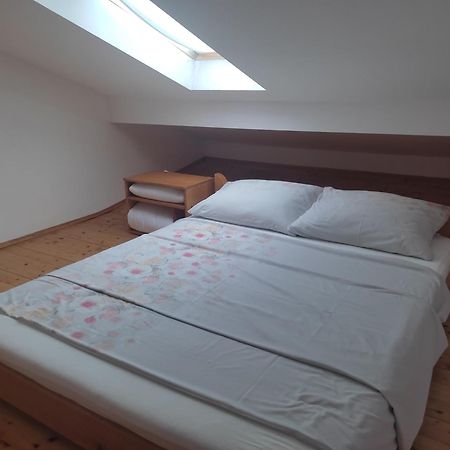 Apartmani Deleut Novi Vinodolski Εξωτερικό φωτογραφία