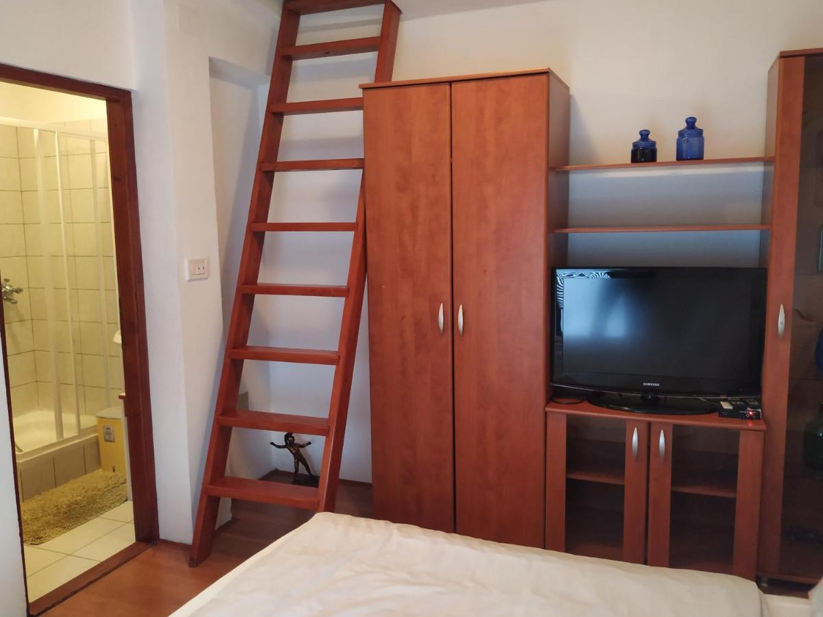 Apartmani Deleut Novi Vinodolski Εξωτερικό φωτογραφία