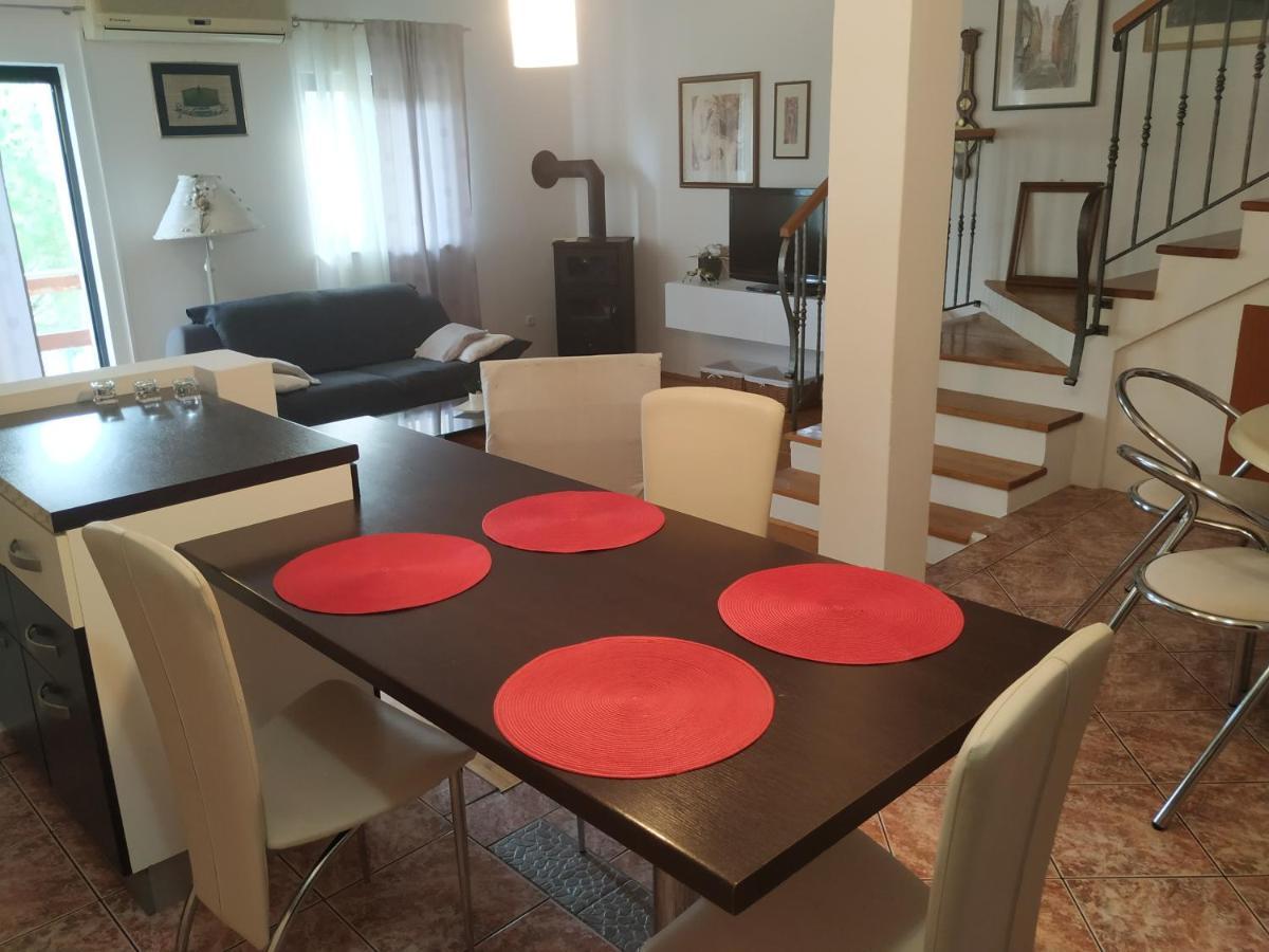 Apartmani Deleut Novi Vinodolski Εξωτερικό φωτογραφία