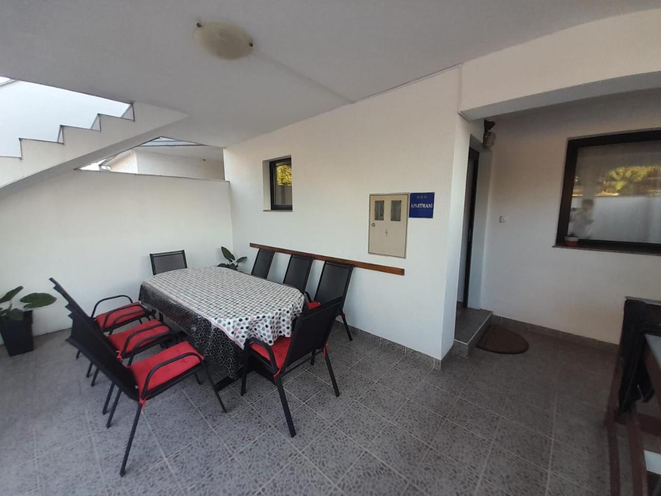 Apartmani Deleut Novi Vinodolski Εξωτερικό φωτογραφία
